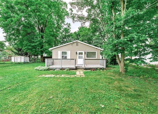 Property at 929 Moneta Ave, Aurora, OH 44202, 3 beds, 1 bath