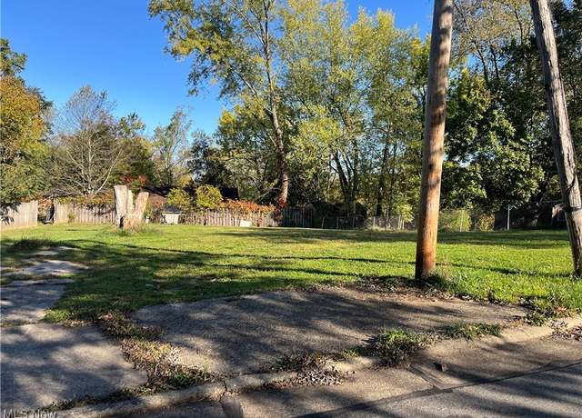 Property at Myrtle #1320, Parkersburg, WV 26101