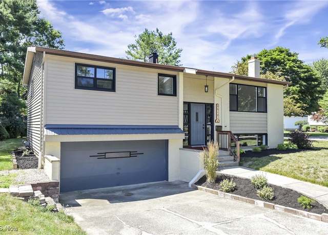 Property at 25171 Antler Dr, North Olmsted, OH 44070, 4 beds, 1.5 baths