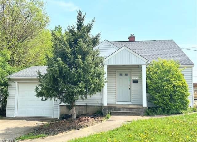 Property at 120 Leonard Ave NW, Massillon, OH 44646, 3 beds, 1 bath
