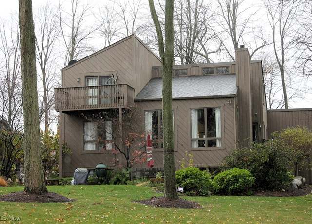 Property at 166 Shrakes Hotel Dr, Akron, OH 44319, 3 beds, 2 baths