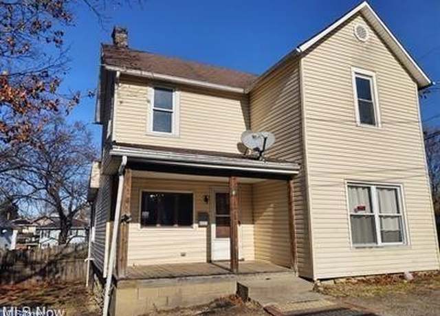 Property at 414A Clark St, Cambridge, OH 43725, 4 beds, 1.5 baths