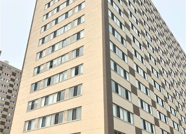 Property at 12520 Edgewater Dr #1107, Lakewood, OH 44107, 1 bed, 1 bath