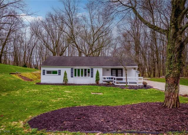 Property at 3420 Overlook Dr, Springfield, OH 44312, 3 beds, 1 bath