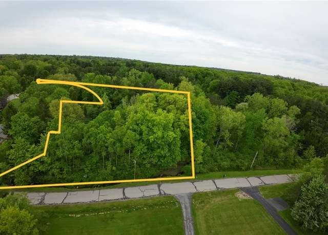 Property at Clarkwood Dr, Chardon, OH 44024