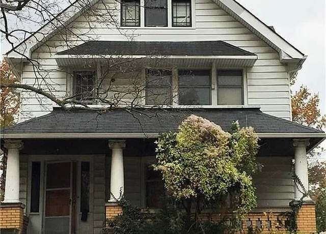 Property at 1842 Mannering Rd, Cleveland, OH 44112, 4 beds, 2 baths