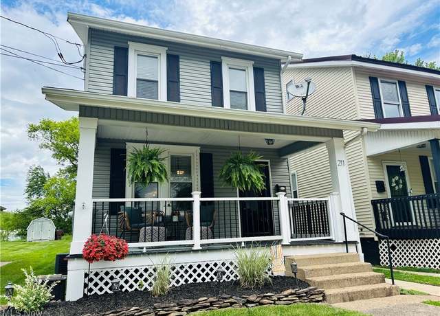 Property at 211 Kenwood St, Marietta, OH 45750, 4 beds, 1 bath