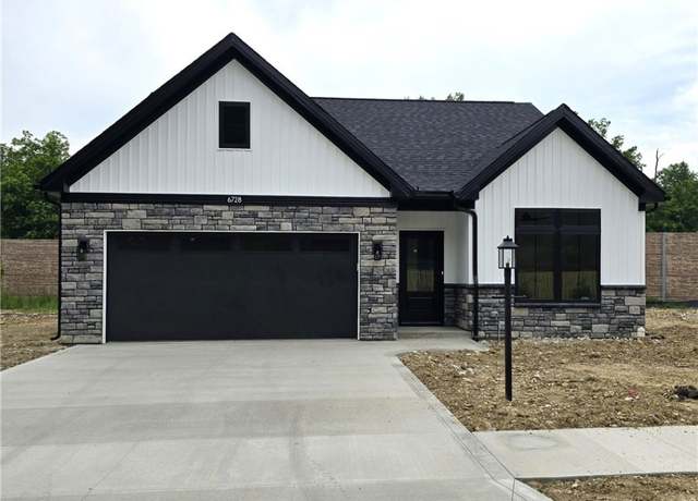 Property at 6728 Benedict Dr, Middleburg Heights, OH 44130, 3 beds, 3 baths