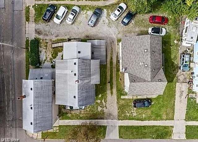 Property at 628, 634 & 636 Sumner St Unit 6 units, Akron, OH 44311, 17 beds, 6 baths