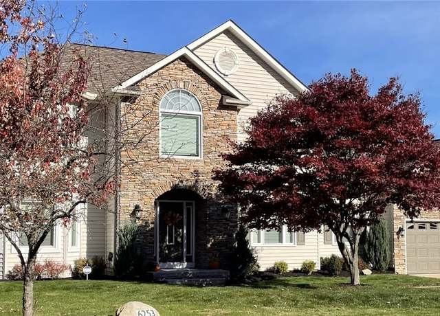 Property at 6253 S Applecross Rd, Highland Heights, OH 44143, 4 beds, 3 baths