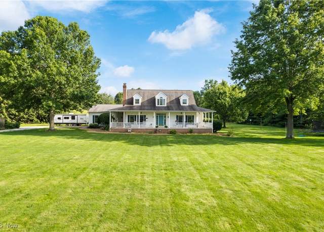 Property at 2296 Royer St NE, Hartville, OH 44632, 3 beds, 3.5 baths