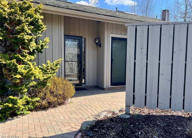 Property at 250-11 Laurel Cir, Aurora, OH 44202, 2 beds, 2 baths
