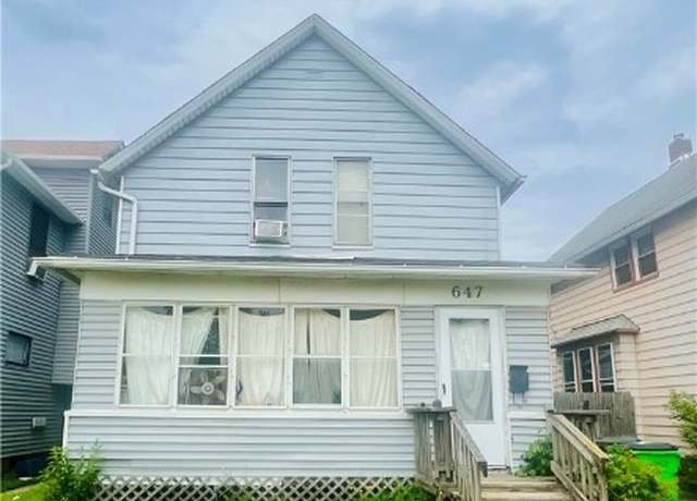 Property at 647 Wooster Rd W, Barberton, OH 44203, 3 beds, 2 baths