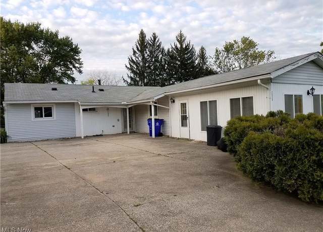 Property at 2639 Clermont St, Streetsboro, OH 44241, 2 beds, 1.5 baths
