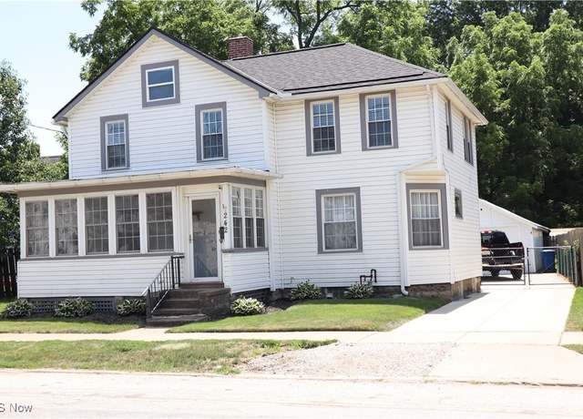Property at 242 E Walnut Ave, Painesville, OH 44077, 3 beds, 2 baths