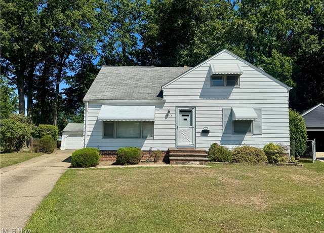 Property at 28973 Blissfield Dr, Willowick, OH 44095, 4 beds, 2 baths