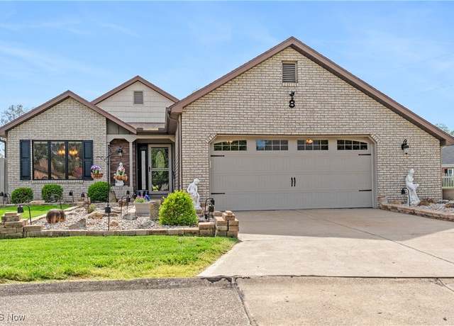 Property at 8 Rivercrest Ct, Vienna, WV 26105, 2 beds, 2 baths