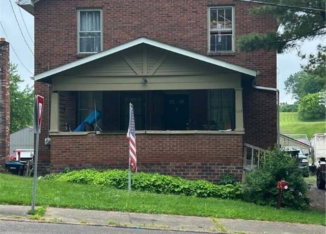 Property at 1112 Wheeling Ave, Zanesville, OH 43701, 4 beds, 2 baths