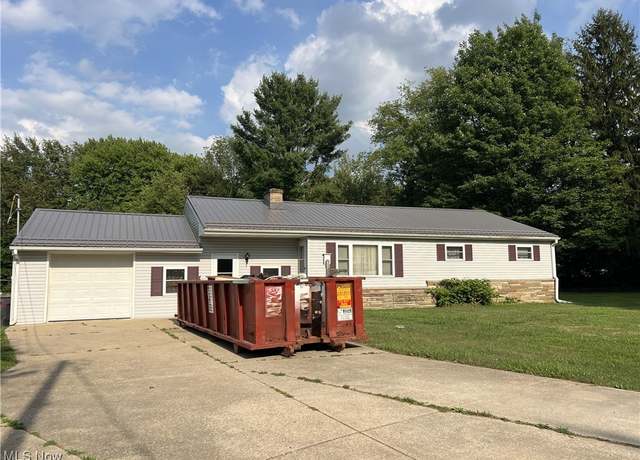 Property at 7066 Reed Rd, Conneaut, OH 44030, 3 beds, 1 bath