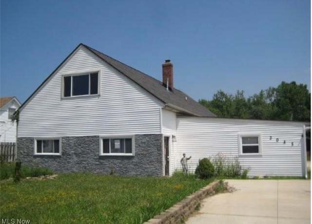Property at 2045 Clague Rd, Westlake, OH 44145, 4 beds, 3.5 baths