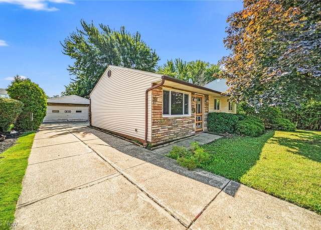 Property at 1009 E 347th St, Eastlake, OH 44095, 3 beds, 1 bath