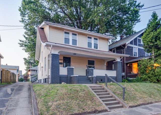 Property at 2819 4th St NW, Canton, OH 44708, 3 beds, 1.5 baths