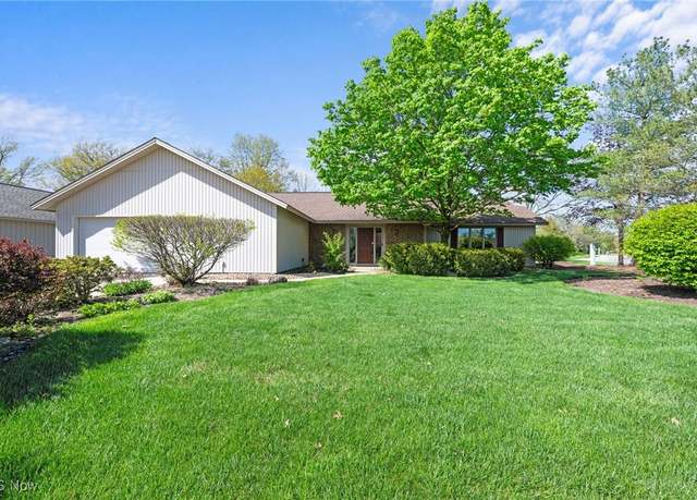 Property at 8855 Gatewood Dr, North Ridgeville, OH 44039, 3 beds, 2 baths