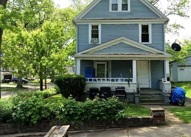 Property at 564 Euclid Ave, Akron, OH 44307, 3 beds, 1.5 baths