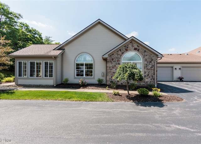 Property at 1449 Newman Dr, Brunswick, OH 44212, 2 beds, 2 baths