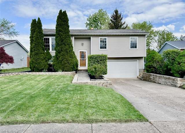 Property at 5571 Reef Rd, Mentor-on-the-lake, OH 44060, 3 beds, 2 baths