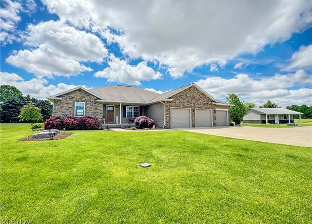 Property at 1093 County Road 1600, Ashland, OH 44805, 4 beds, 2 baths