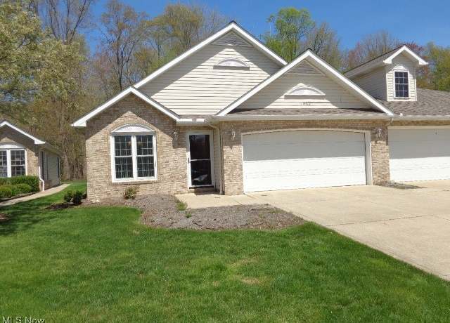 Property at 15672 Roxboro Dr, Middleburg Heights, OH 44130, 3 beds, 2 baths