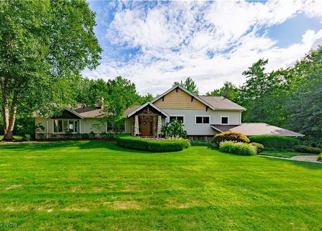 Property at 8219 Cloveridge Rd, Chagrin Falls, OH 44022, 4 beds, 3 baths