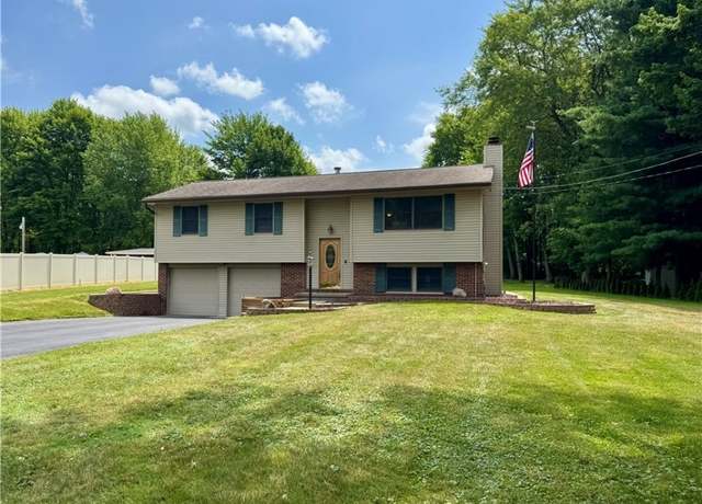 Property at 3438 Warren Meadville Rd, Cortland, OH 44410, 3 beds, 2.5 baths