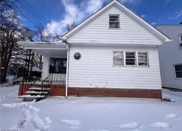 Property at 1851 Beverly Hills Dr, Euclid, OH 44117, 2 beds, 1 bath