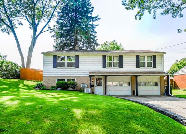 Property at 3721 Woodland Ave NW, Canton, OH 44709, 3 beds, 2 baths