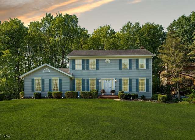 Property at 10017 Gatewood Dr, Brecksville, OH 44141, 4 beds, 2.5 baths