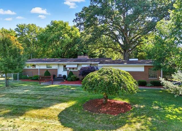 Property at 8630 Schubert Ave NE, Alliance, OH 44601, 4 beds, 2 baths