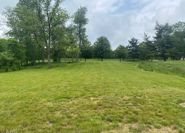 Property at 146 Heron Bay Dr, Poland, OH 44514