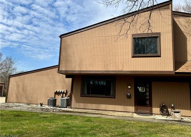 Property at 26637 Lake Of The Falls Blvd, Olmsted Falls, OH 44138, 3 beds, 1.5 baths