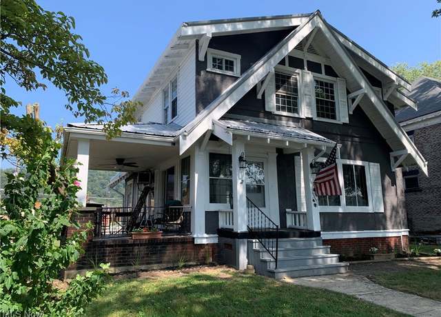 Property at 909 Riverside Ave, Wellsville, OH 43968, 3 beds, 1.5 baths