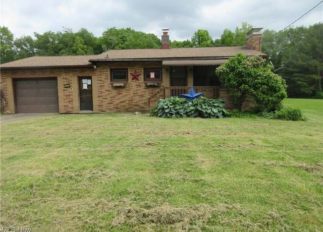 Property at 163 N Chestnut St, Linesville, PA 16424, 2 beds, 1.5 baths