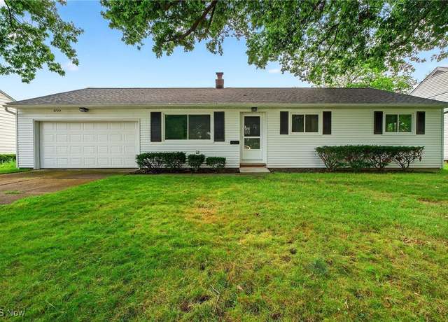 Property at 2735 W Asplin Dr, Rocky River, OH 44116, 3 beds, 2 baths