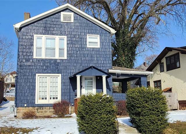 Property at 1223 Ridge Ave, Steubenville, OH 43952, 3 beds, 1 bath