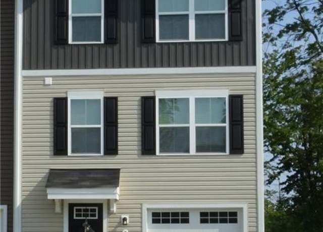 Property at 758 Pine Spring Dr, Painesville, OH 44077, 3 beds, 2.5 baths