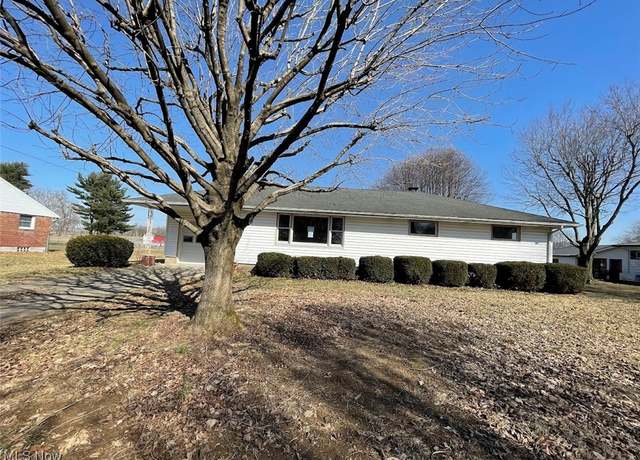 Property at 45172 Us Highway 36, Coshocton, OH 43812, 3 beds, 1 bath