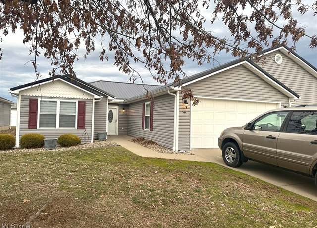 Property at 706 Oak Tree Ln, Belpre, OH 45714, 3 beds, 2 baths