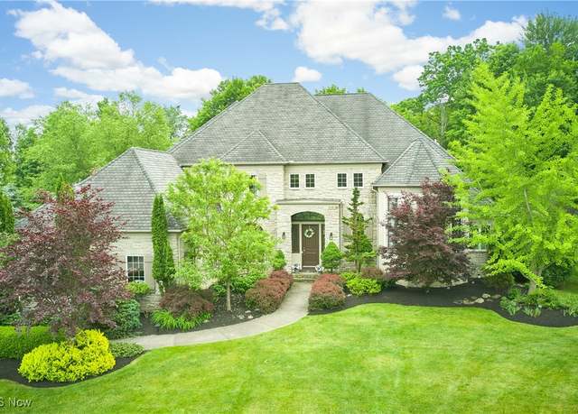 Property at 4306 Bridle Trl, Bath, OH 44333, 5 beds, 5.5 baths