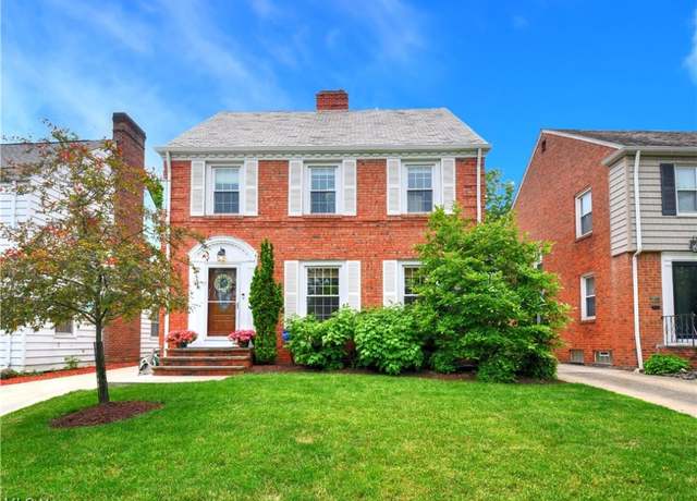 Property at 2482 Traymore Rd, University Heights, OH 44118, 4 beds, 2.5 baths