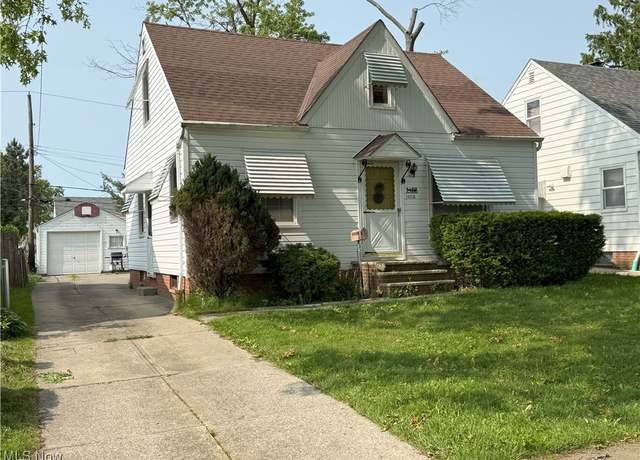 Property at 14715 Tokay Ave, Maple Heights, OH 44137, 3 beds, 1 bath